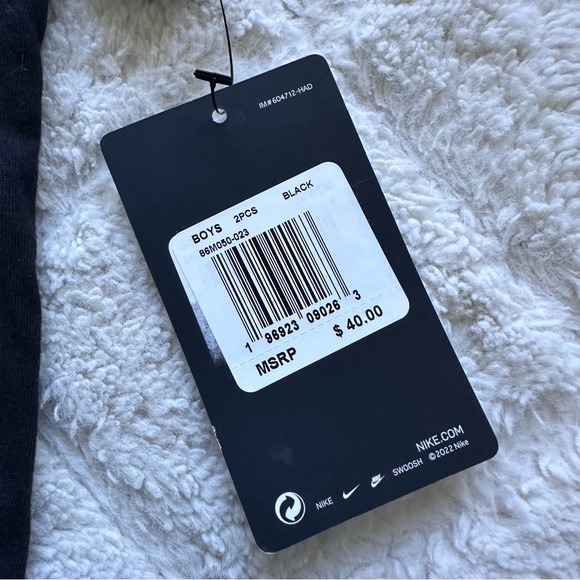 Nike Air | Black And Gray Graphic Nike Air "The Nike Tee" | Size 6 - Picture 4 of 7